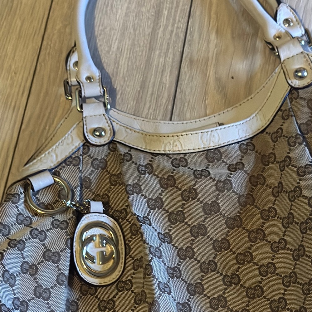 Gucci Brown Monogram Tote Bag - Picture 2 of 12